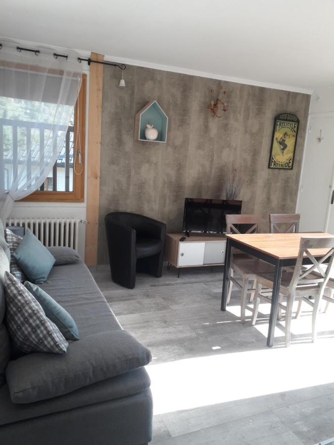 Enclos Savoyard Appartement Meuble 1Chambre 1 Canape Lits 3Personnes Grand-Aigueblanche Zewnętrze zdjęcie